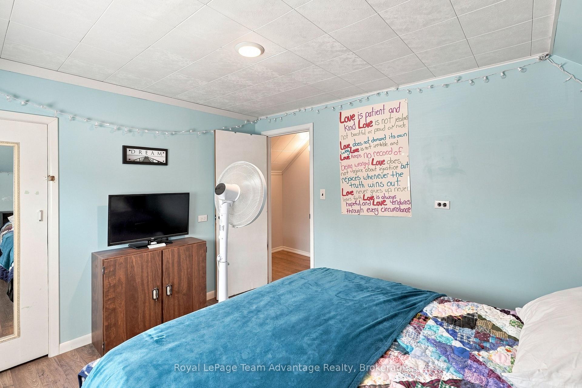 Photo 23 of 65 Isabella Street, Parry Sound — HOMEH