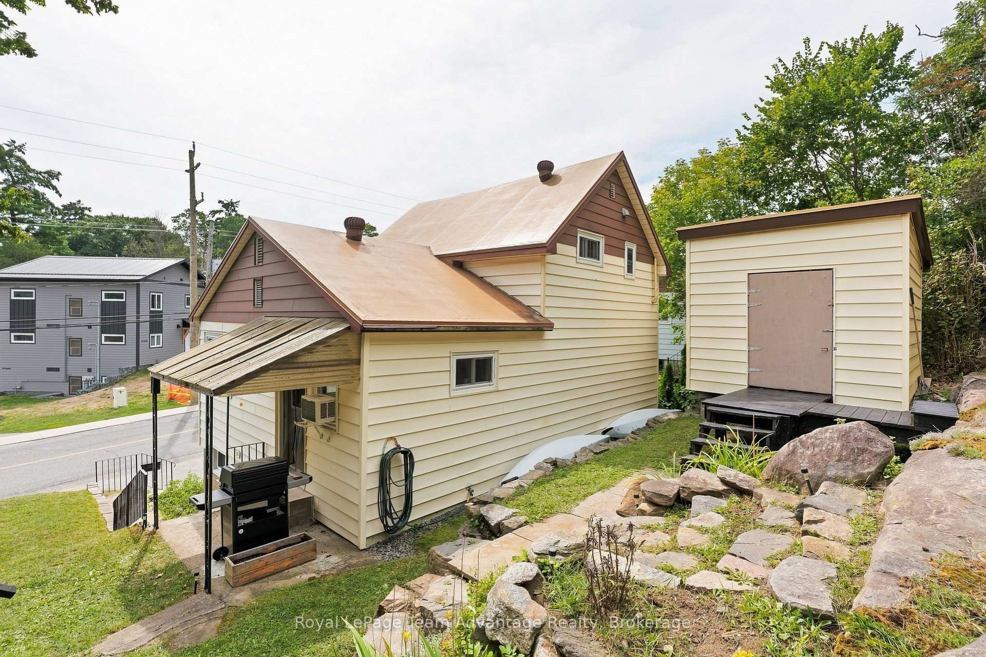 Photo 26 of 65 Isabella Street, Parry Sound — HOMEH