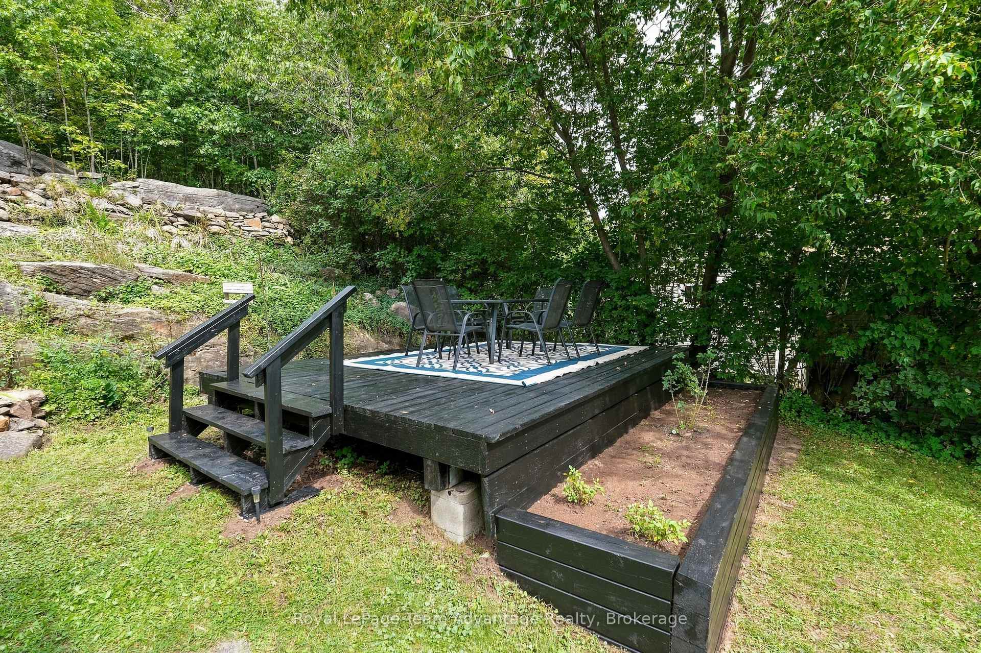 Photo 32 of 65 Isabella Street, Parry Sound — HOMEH