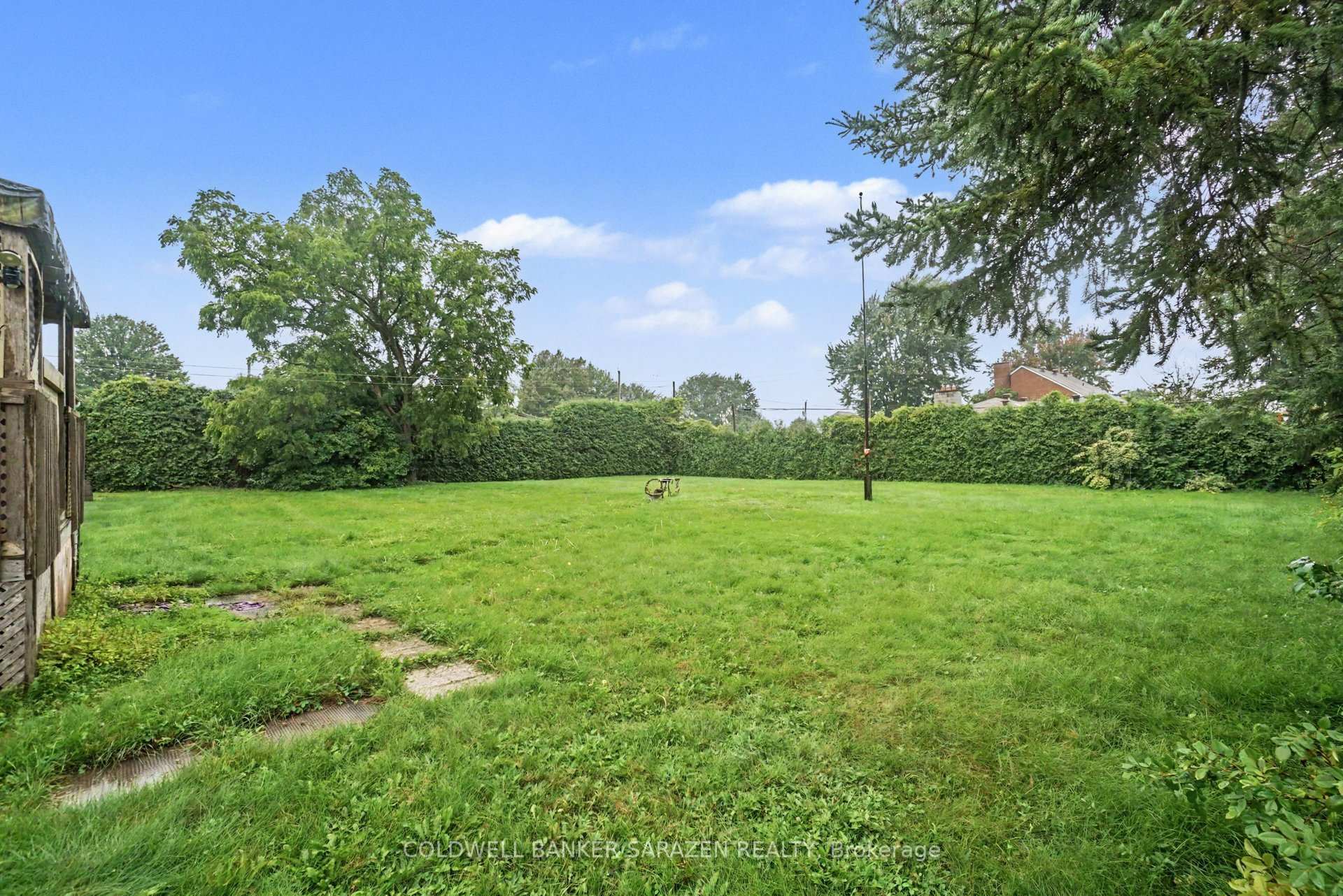 Photo 15 of 23 Elma Street, Ottawa, Blossom Park/Kemp Park/Findlay Creek — HOMEH