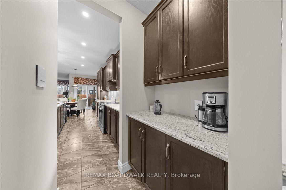 Photo 15 of 279 Sceptre Way S, Ottawa, Kanata - Emerald Meadows/Trailwest — HOMEH