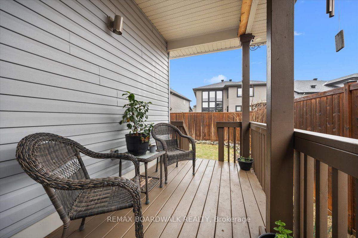 Photo 19 of 279 Sceptre Way S, Ottawa, Kanata - Emerald Meadows/Trailwest — HOMEH