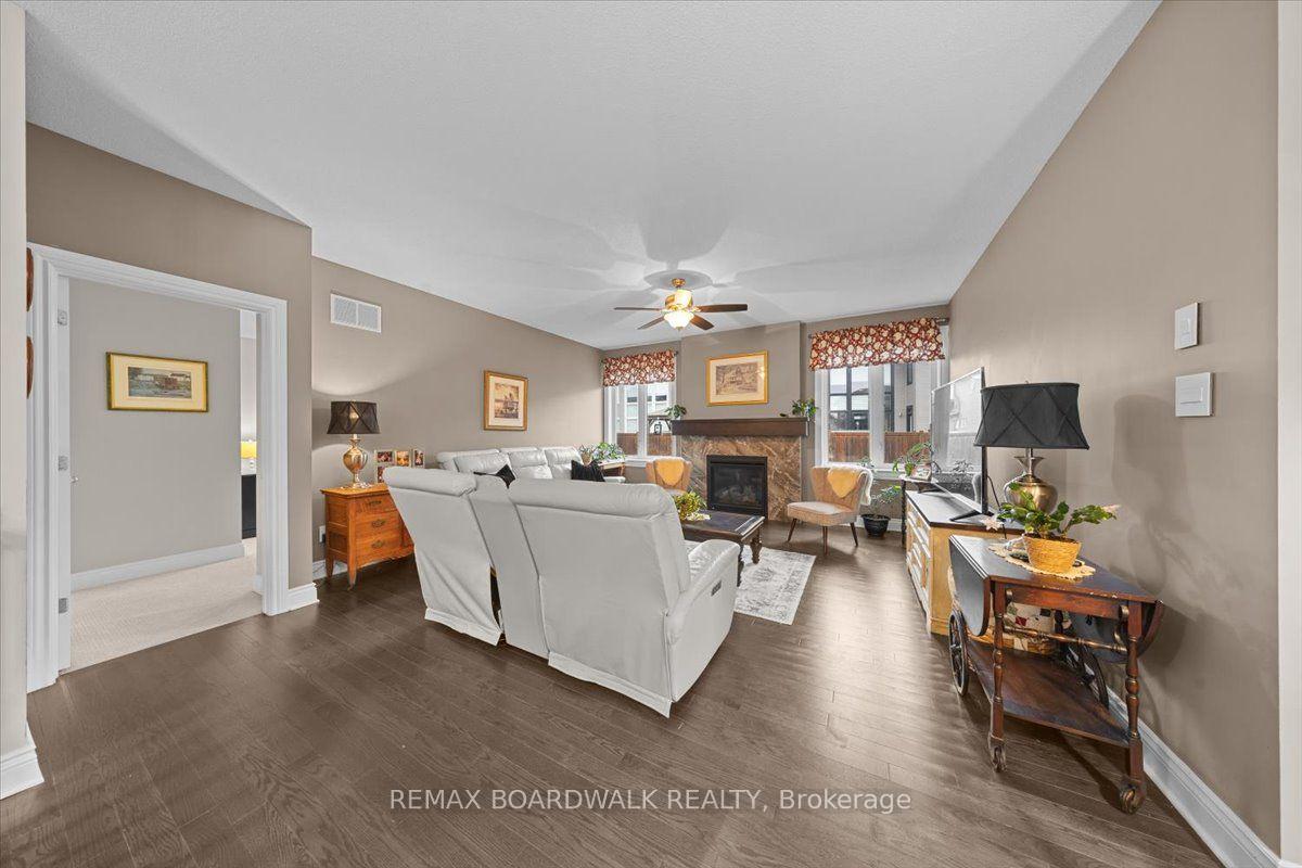 Photo 23 of 279 Sceptre Way S, Ottawa, Kanata - Emerald Meadows/Trailwest — HOMEH