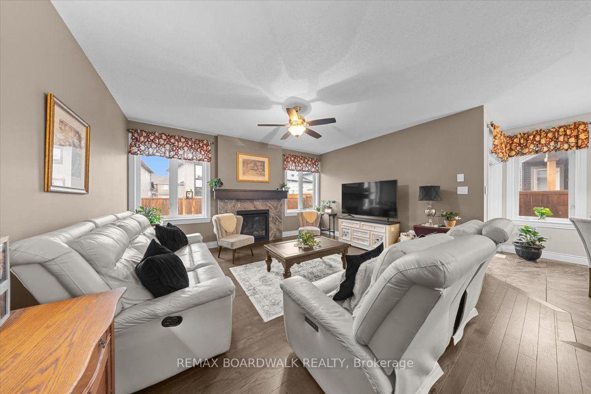 Photo 24 of 279 Sceptre Way S, Ottawa, Kanata - Emerald Meadows/Trailwest — HOMEH