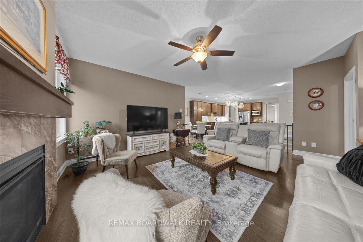 Photo 26 of 279 Sceptre Way S, Ottawa, Kanata - Emerald Meadows/Trailwest — HOMEH