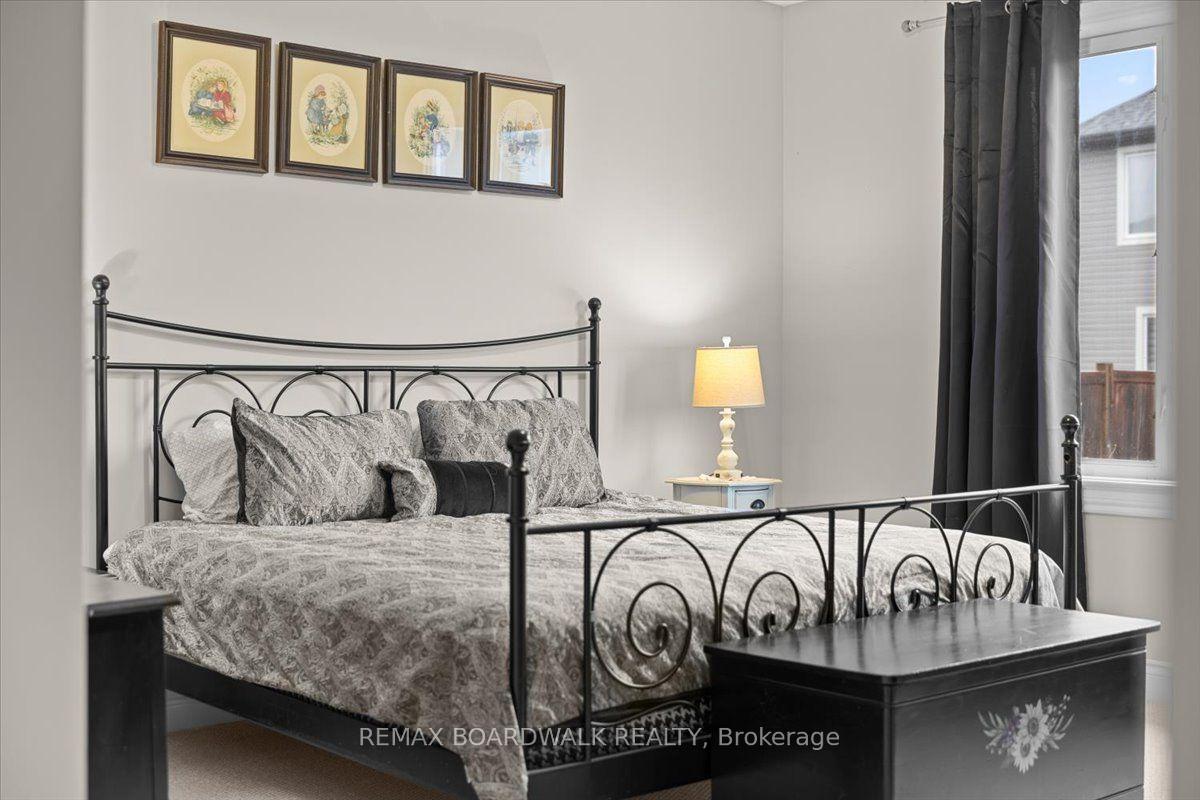 Photo 27 of 279 Sceptre Way S, Ottawa, Kanata - Emerald Meadows/Trailwest — HOMEH