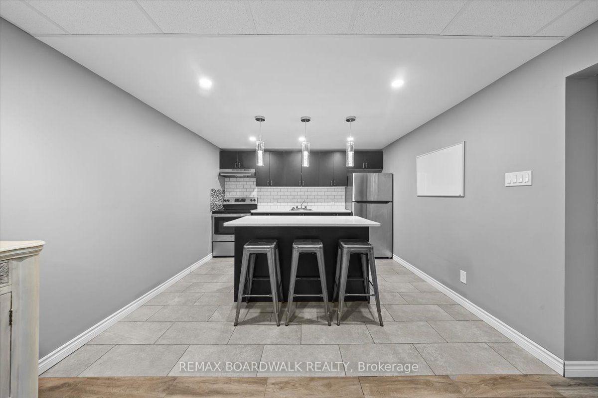 Photo 34 of 279 Sceptre Way S, Ottawa, Kanata - Emerald Meadows/Trailwest — HOMEH