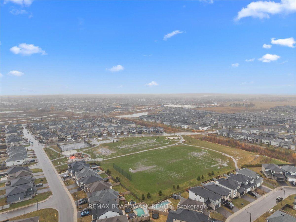 Photo 45 of 279 Sceptre Way S, Ottawa, Kanata - Emerald Meadows/Trailwest — HOMEH