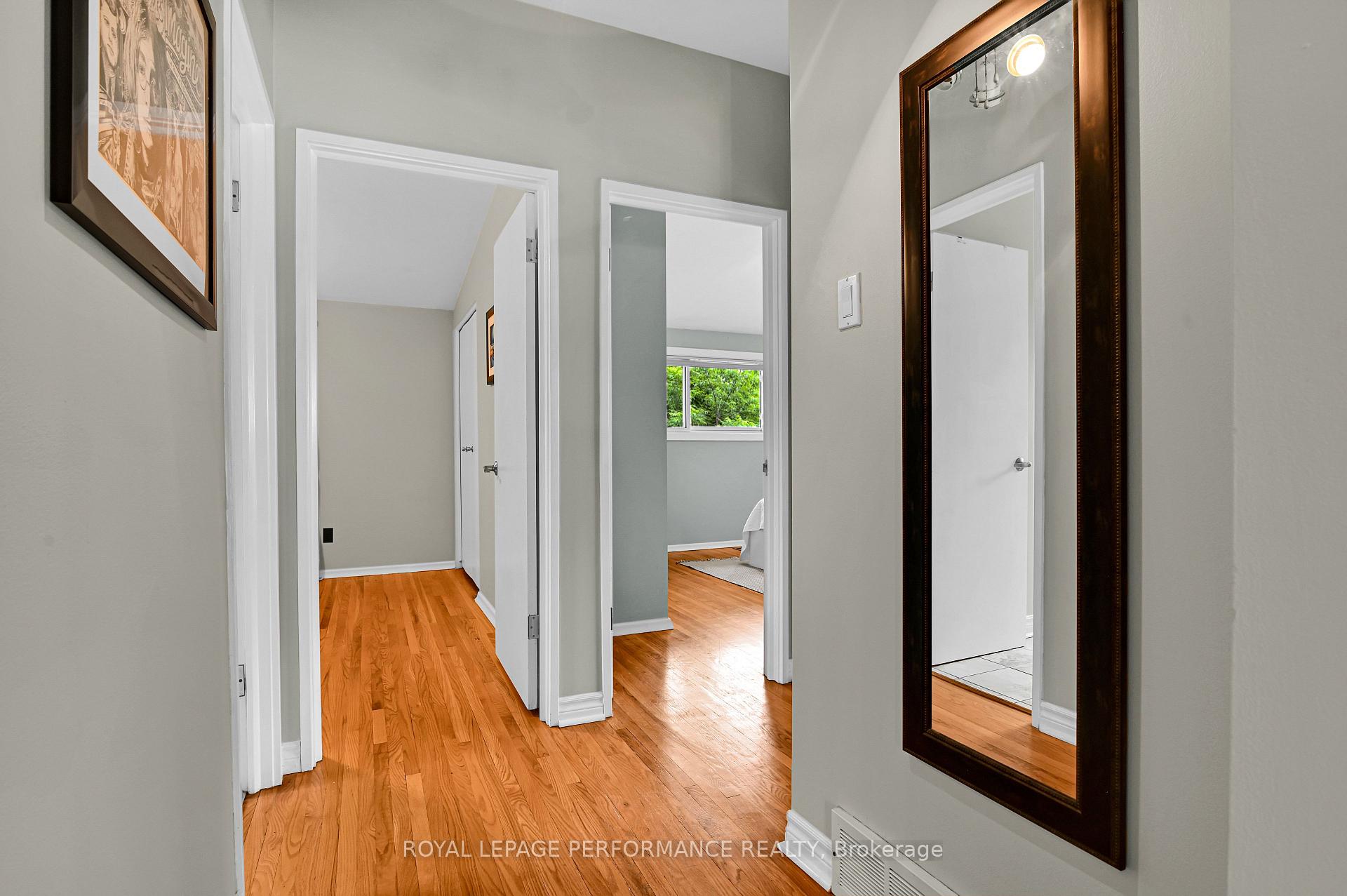 Photo 14 of 2376 Urbandale Drive, Ottawa, Elmvale Acres/Urbandale — HOMEH