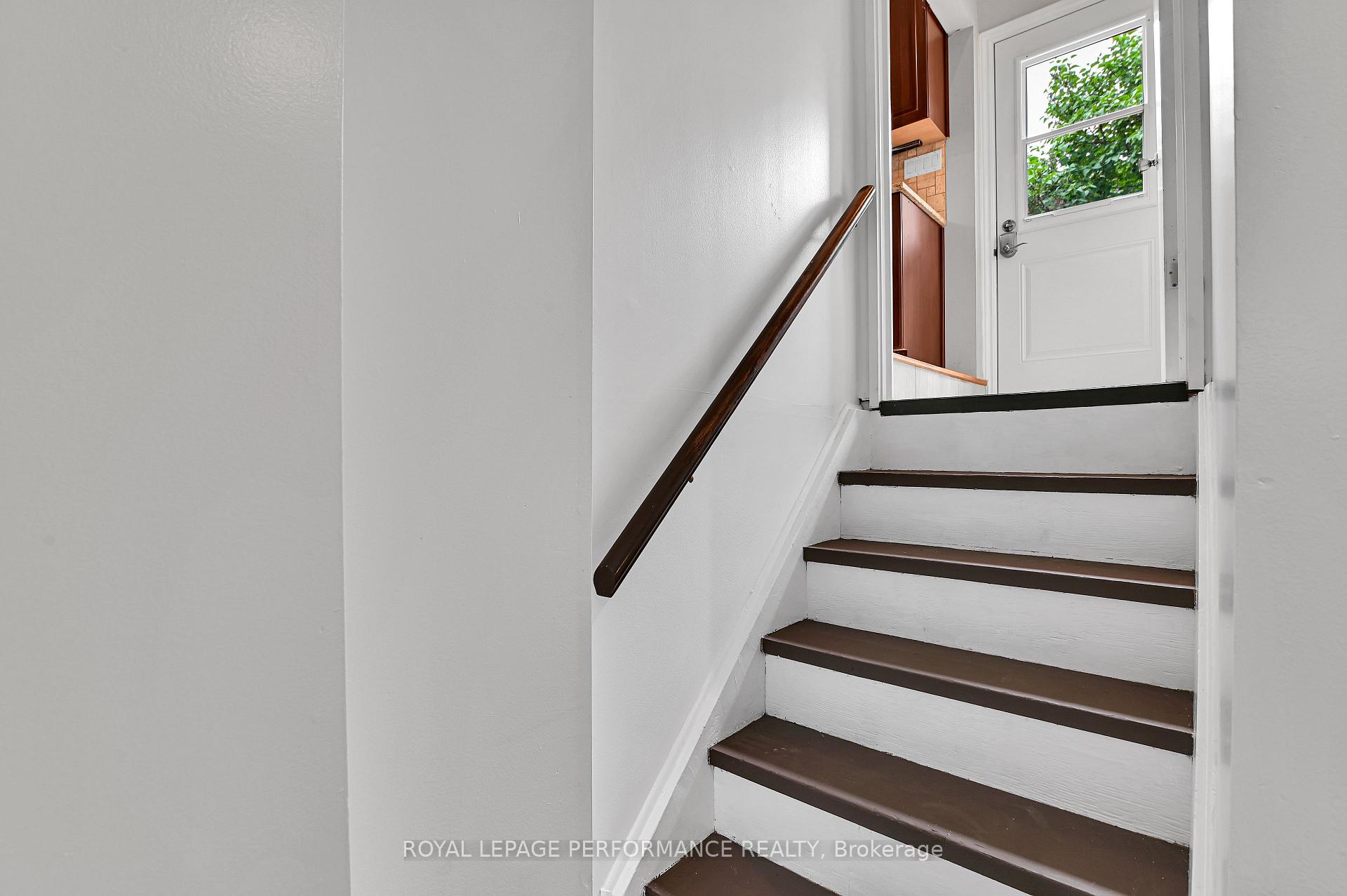 Photo 21 of 2376 Urbandale Drive, Ottawa, Elmvale Acres/Urbandale — HOMEH