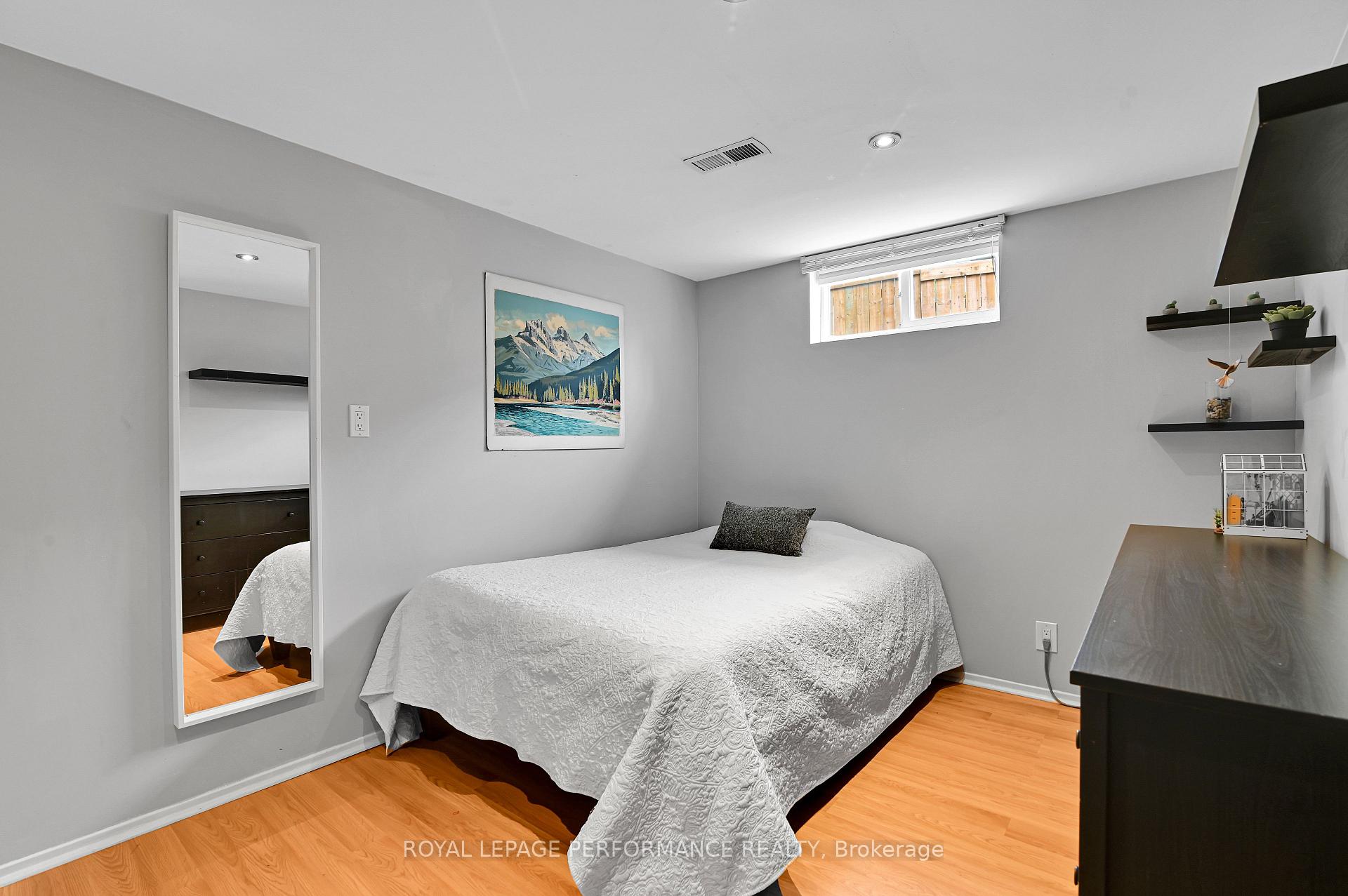 Photo 24 of 2376 Urbandale Drive, Ottawa, Elmvale Acres/Urbandale — HOMEH