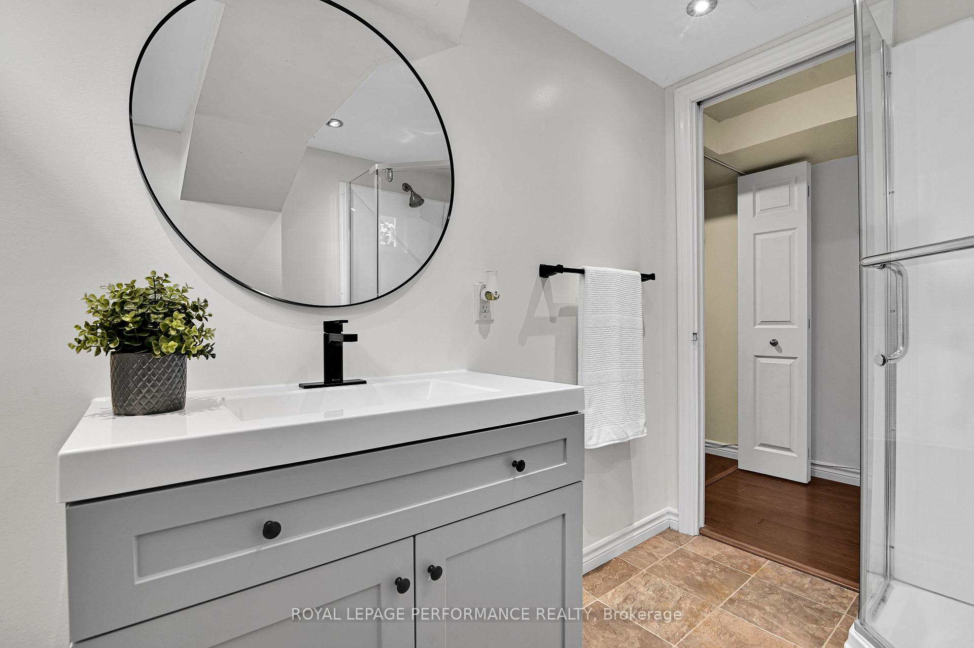 Photo 26 of 2376 Urbandale Drive, Ottawa, Elmvale Acres/Urbandale — HOMEH