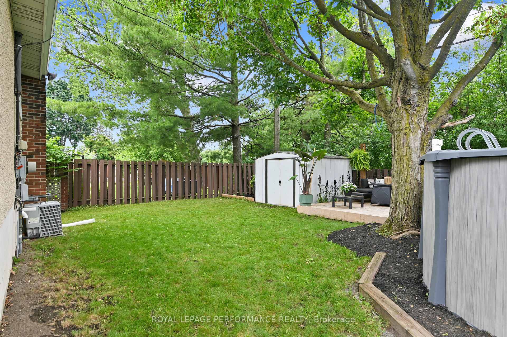 Photo 34 of 2376 Urbandale Drive, Ottawa, Elmvale Acres/Urbandale — HOMEH