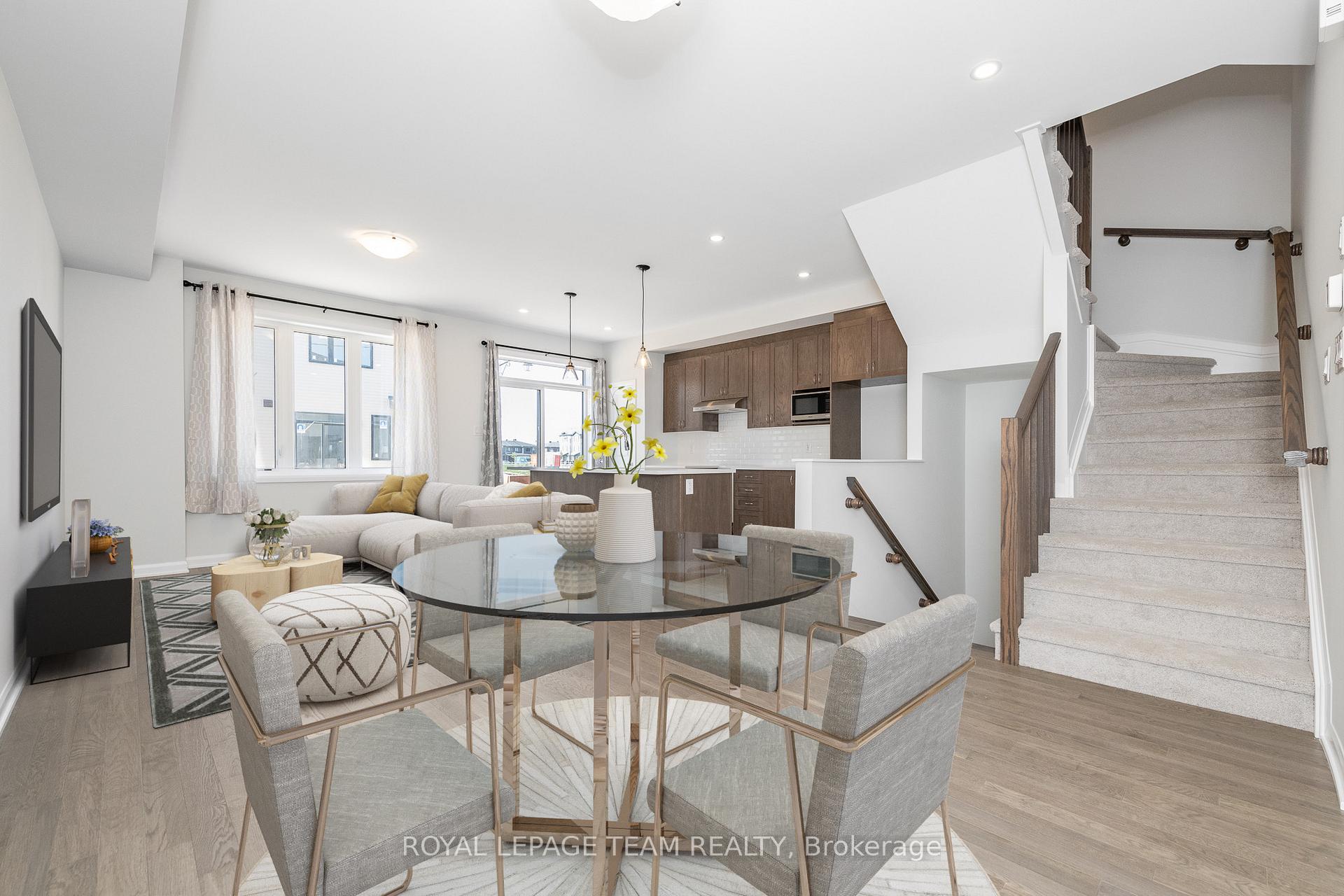 Photo 5 of 719 Doneraile Walk, Ottawa, Barrhaven - Half Moon Bay — HOMEH