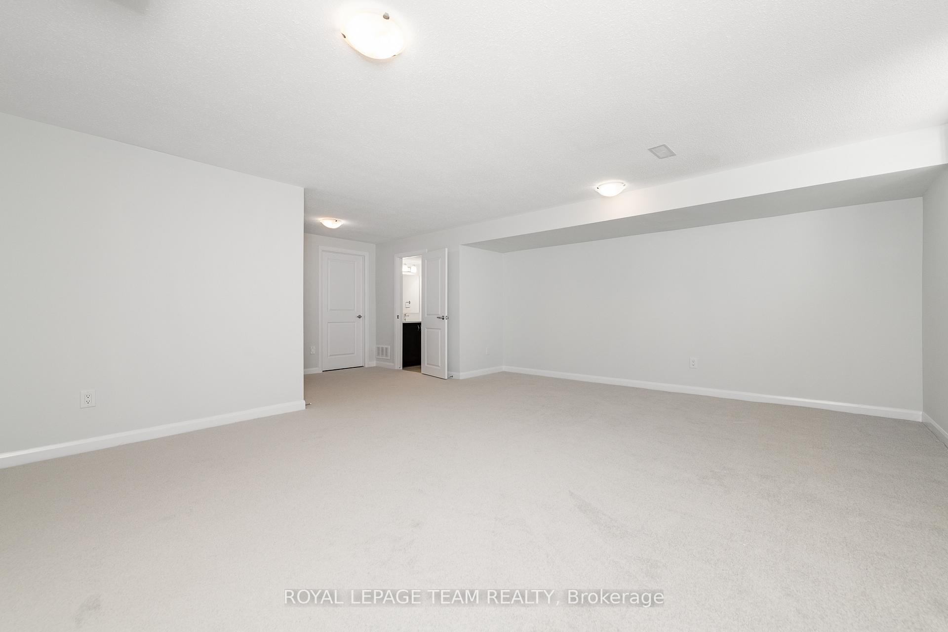 Photo 17 of 719 Doneraile Walk, Ottawa, Barrhaven - Half Moon Bay — HOMEH