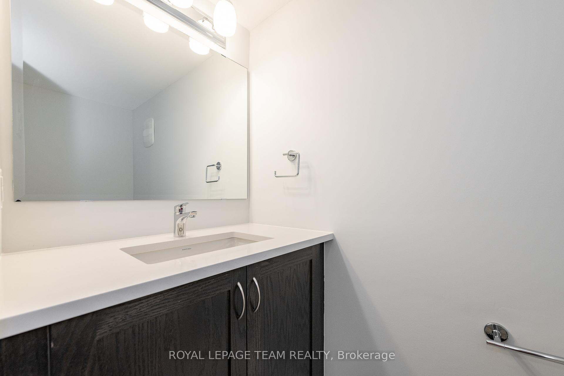 Photo 18 of 719 Doneraile Walk, Ottawa, Barrhaven - Half Moon Bay — HOMEH
