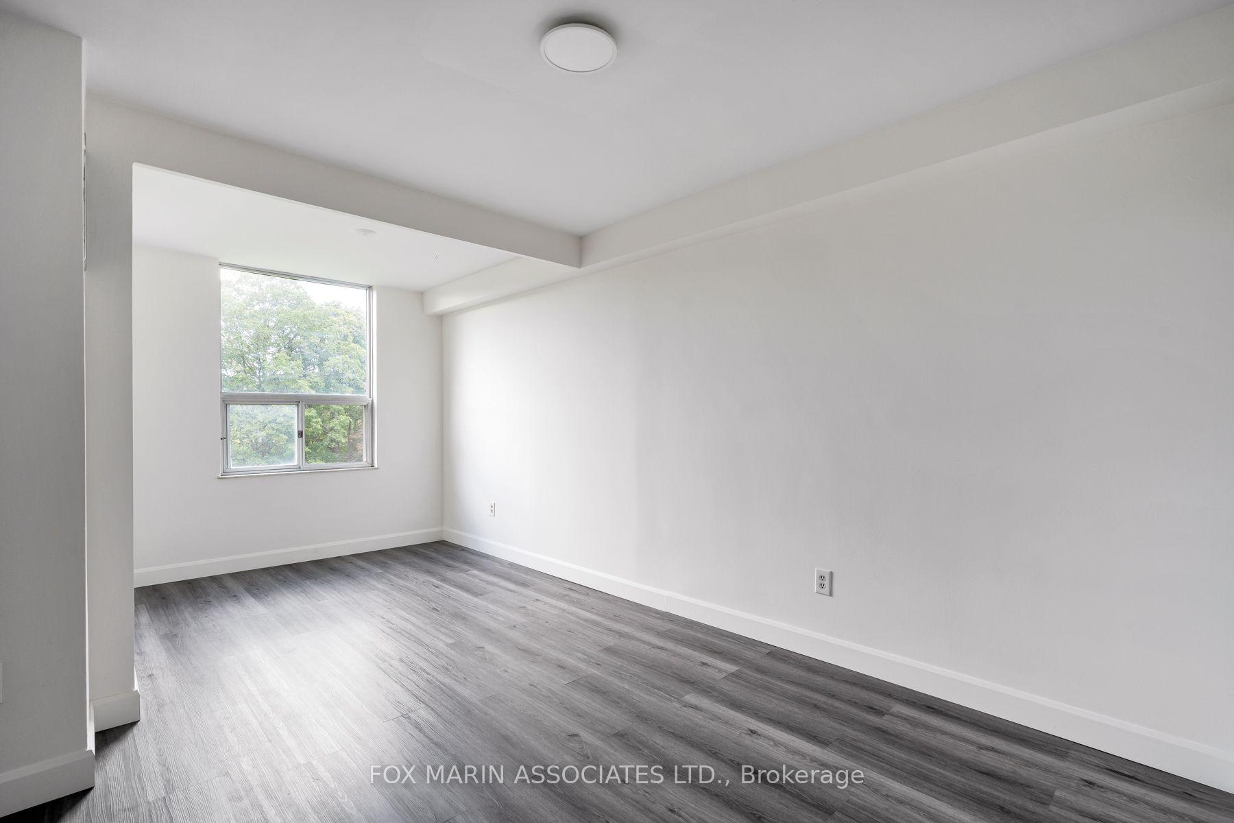 Photo 6 of Unit 312, 20 Edgecliff Golfway, Toronto, Flemingdon Park — HOMEH