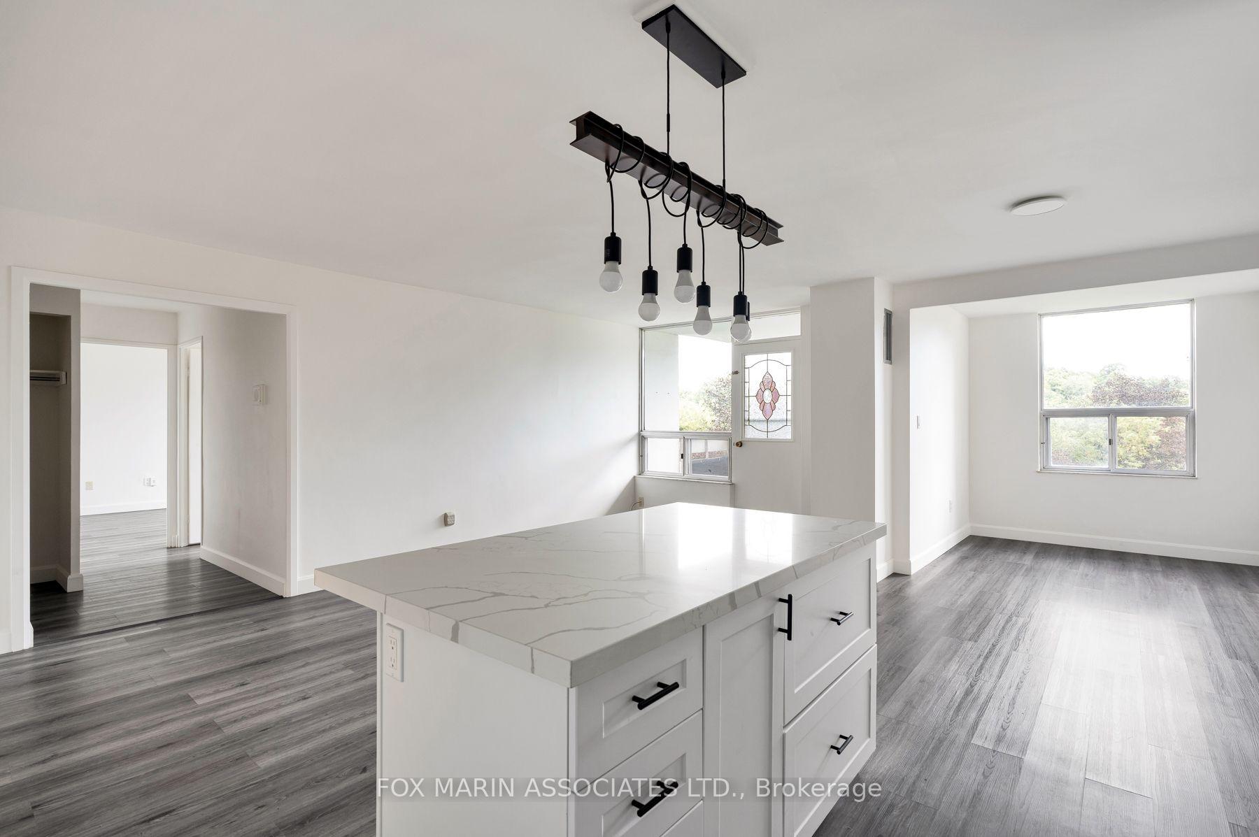 Photo 7 of Unit 312, 20 Edgecliff Golfway, Toronto, Flemingdon Park — HOMEH