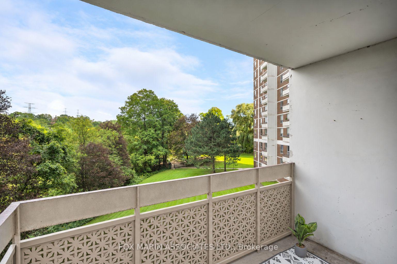 Photo 23 of Unit 312, 20 Edgecliff Golfway, Toronto, Flemingdon Park — HOMEH