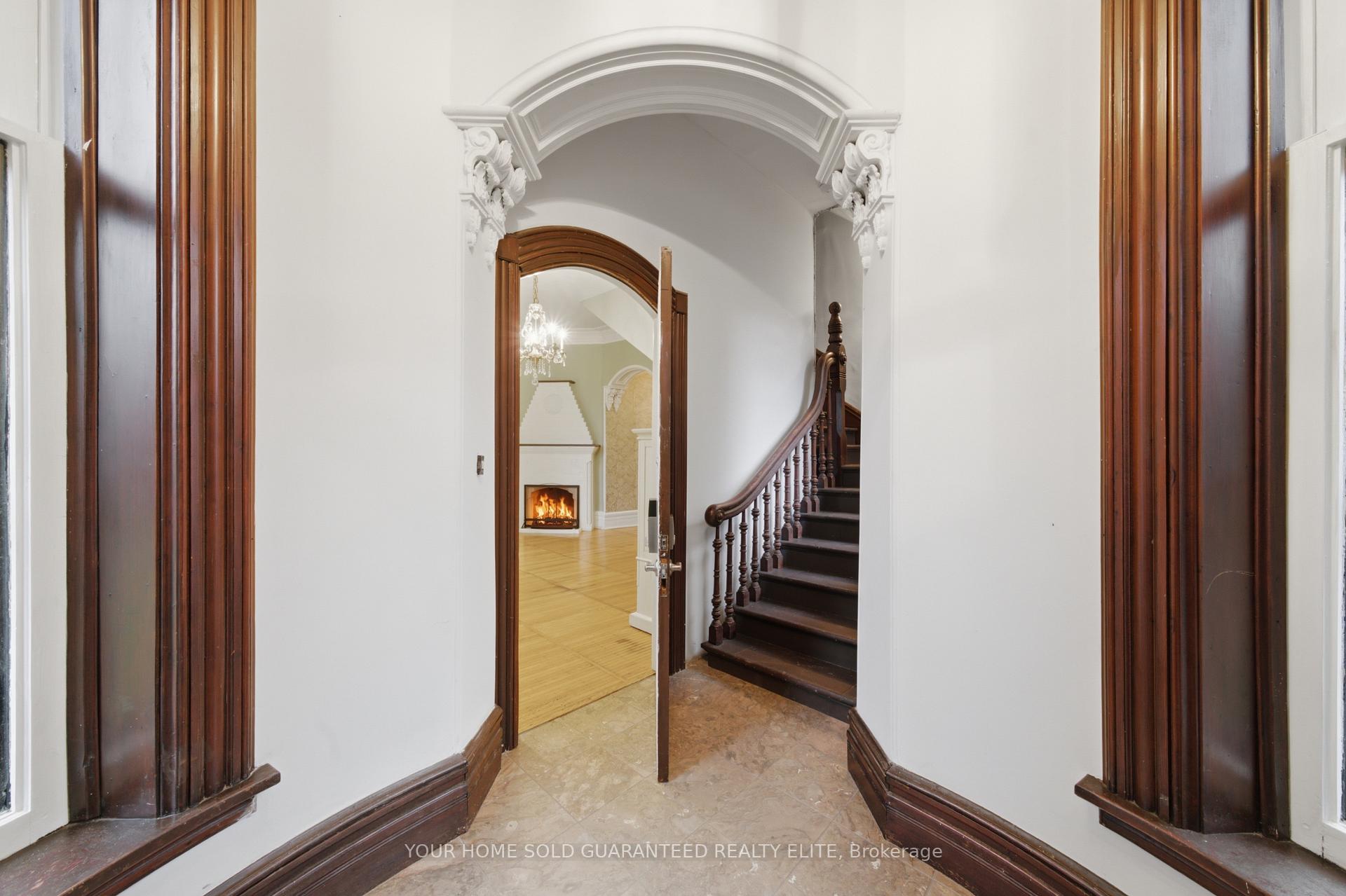 Photo 5 of 347 Queen Street S, Hamilton, Durand — HOMEH