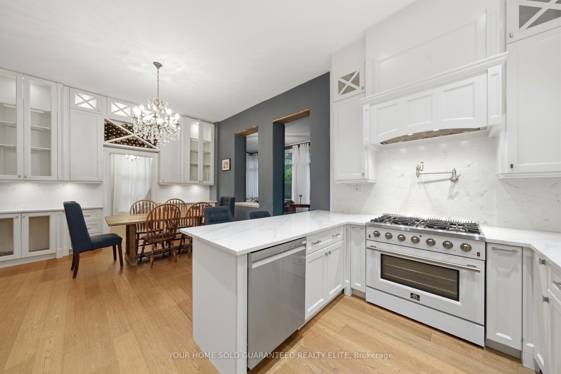 Photo 15 of 347 Queen Street S, Hamilton, Durand — HOMEH