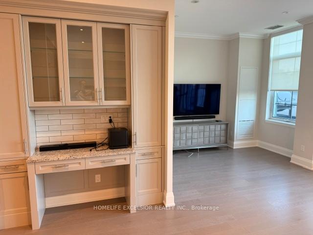 Photo 3 of Unit PH9, 20 Fred Varley Drive, Markham, Unionville — HOMEH