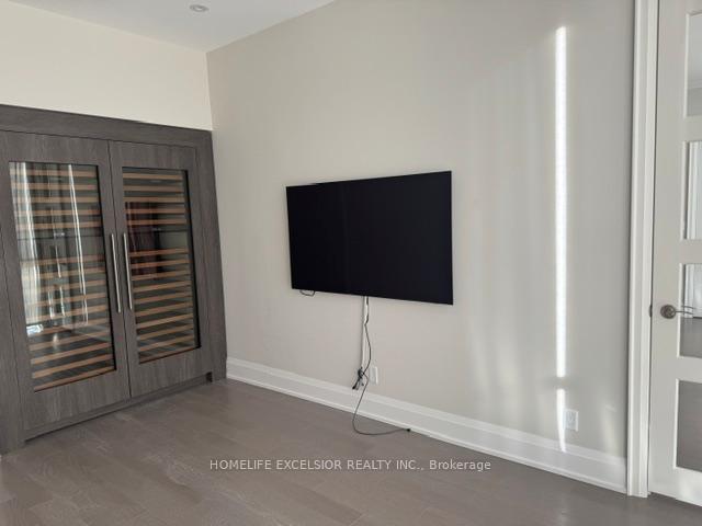 Photo 4 of Unit PH9, 20 Fred Varley Drive, Markham, Unionville — HOMEH