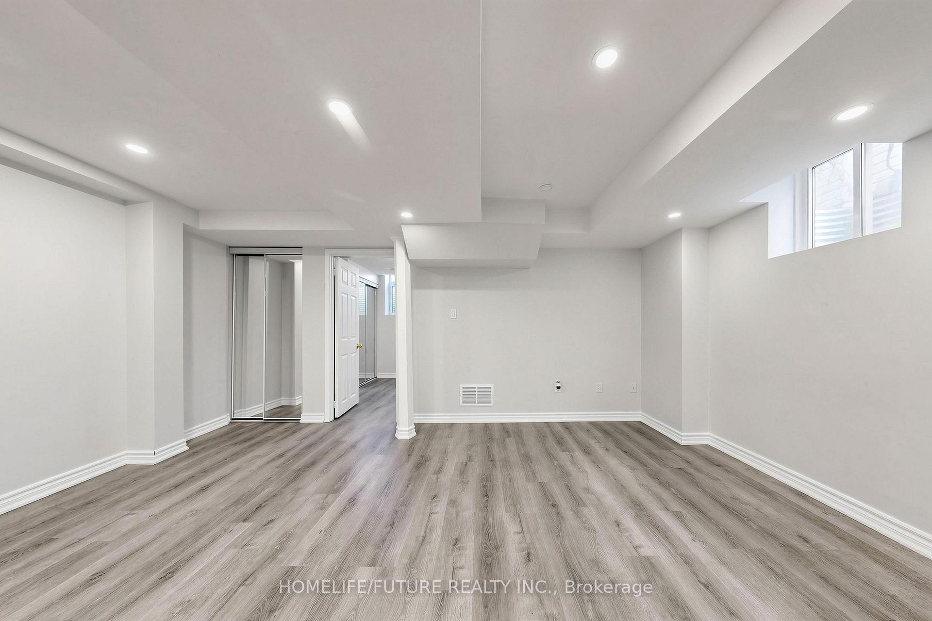 Photo 37 of 18 Holloway Road, Markham, Cedarwood — HOMEH