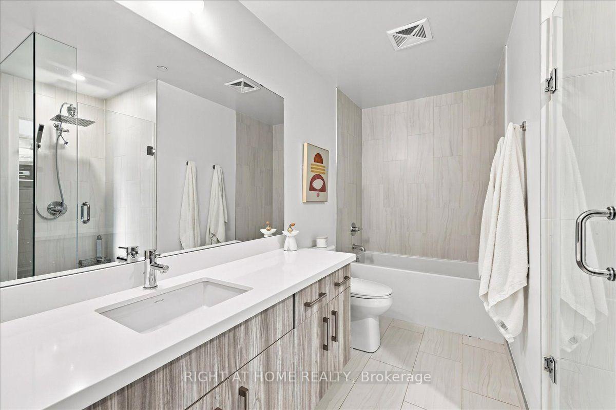 Photo 24 of Unit 1403, 2007 James Street, Burlington, Brant — HOMEH