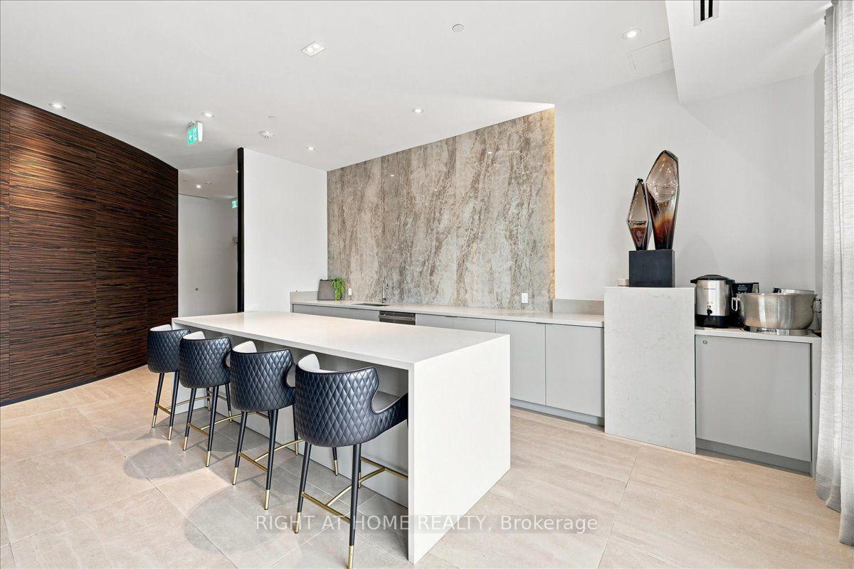Photo 31 of Unit 1403, 2007 James Street, Burlington, Brant — HOMEH