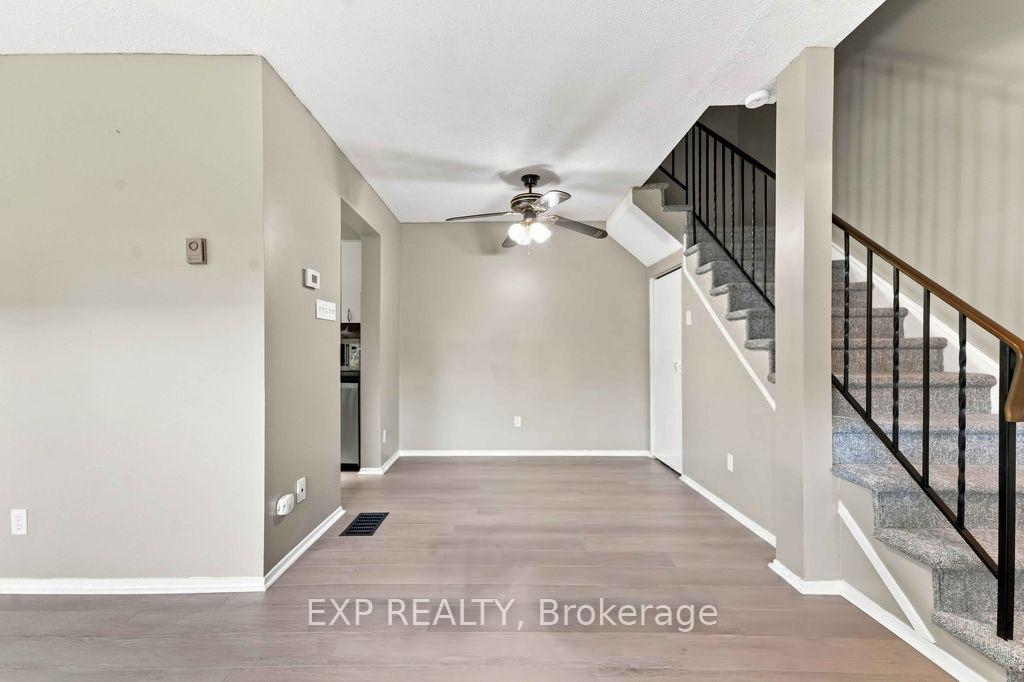 Photo 12 of Unit A, 30A Woodvale, Ottawa, Manordale — HOMEH