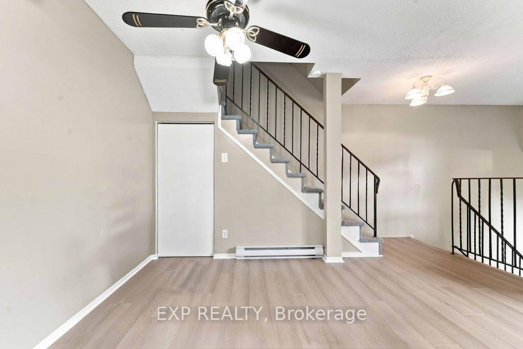 Photo 15 of Unit A, 30A Woodvale, Ottawa, Manordale — HOMEH