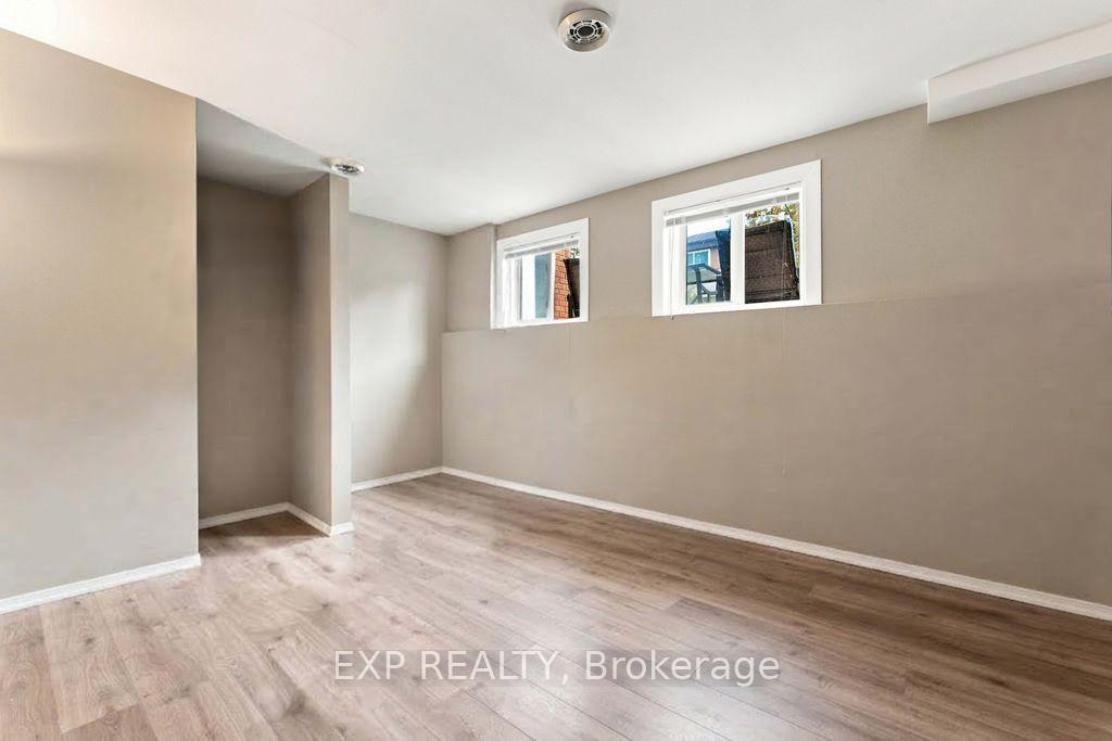 Photo 26 of Unit A, 30A Woodvale, Ottawa, Manordale — HOMEH