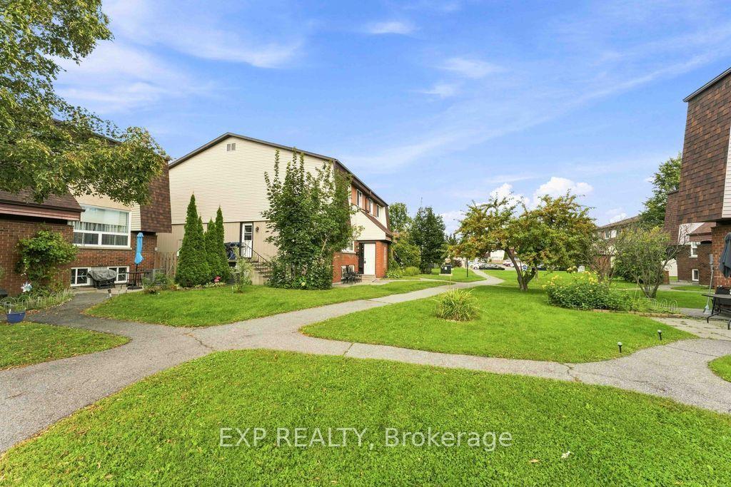 Photo 31 of Unit A, 30A Woodvale, Ottawa, Manordale — HOMEH