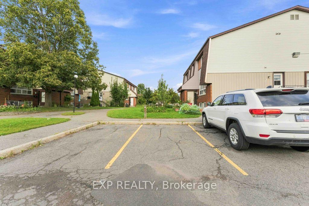 Photo 33 of Unit A, 30A Woodvale, Ottawa, Manordale — HOMEH