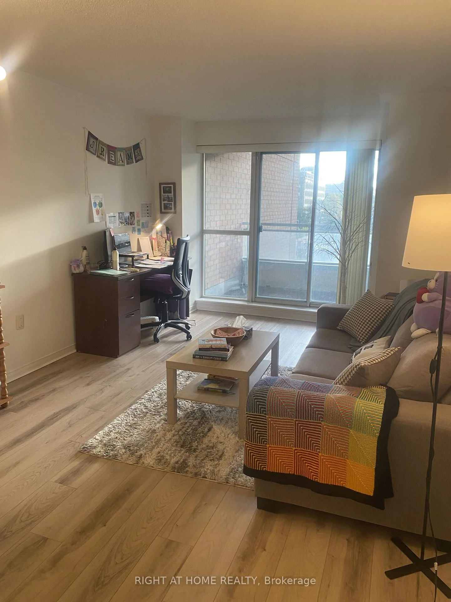 Photo 9 of Unit 508, 887 Bay Street, Toronto, Bay Street Corridor — HOMEH
