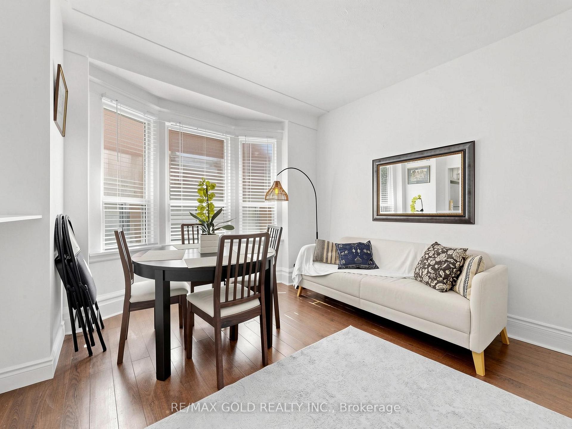 Photo 9 of 746 King Street W, Hamilton, Westdale — HOMEH