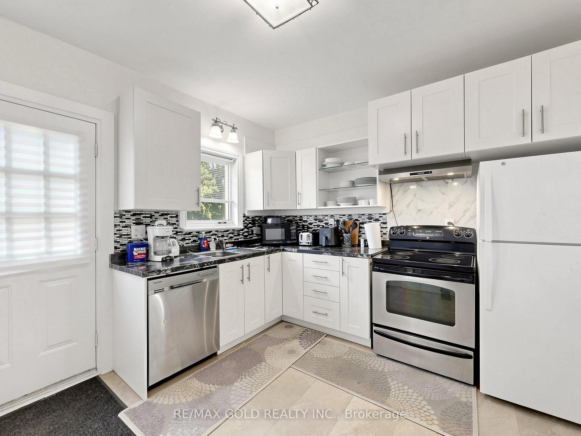 Photo 12 of 746 King Street W, Hamilton, Westdale — HOMEH