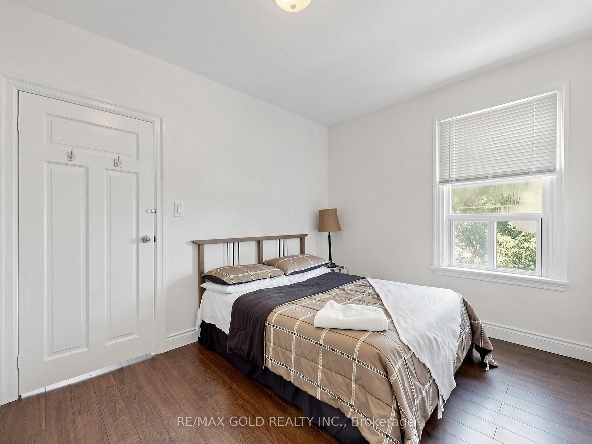 Photo 19 of 746 King Street W, Hamilton, Westdale — HOMEH