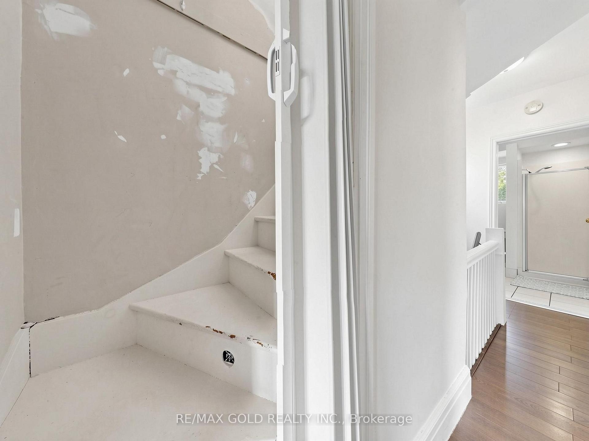 Photo 28 of 746 King Street W, Hamilton, Westdale — HOMEH
