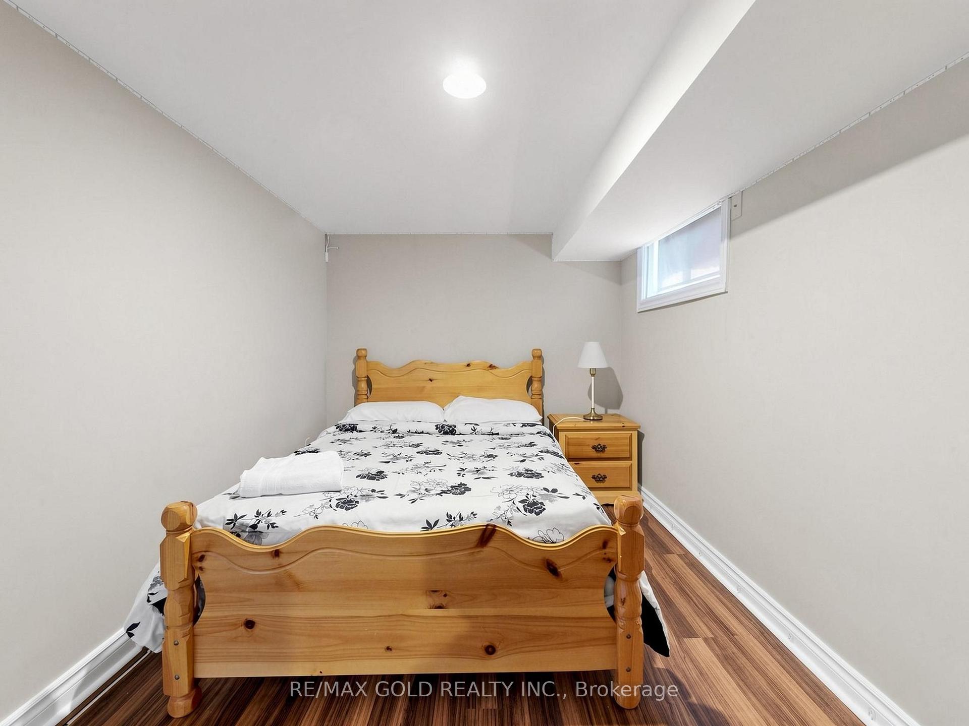 Photo 36 of 746 King Street W, Hamilton, Westdale — HOMEH