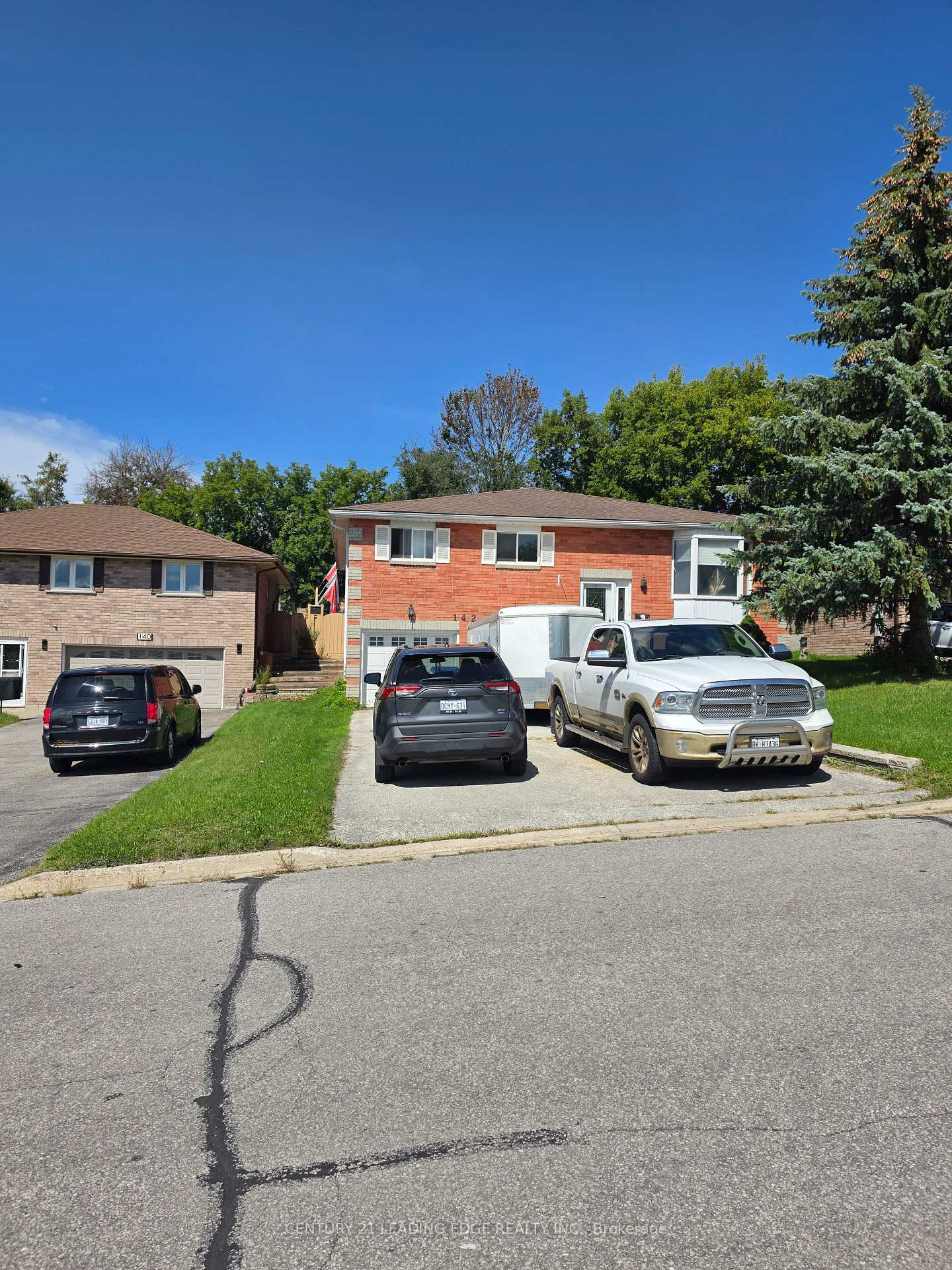 Photo 3 of Unit Lower, 142 Oakcrest Drive, Georgina, Keswick North — HOMEH