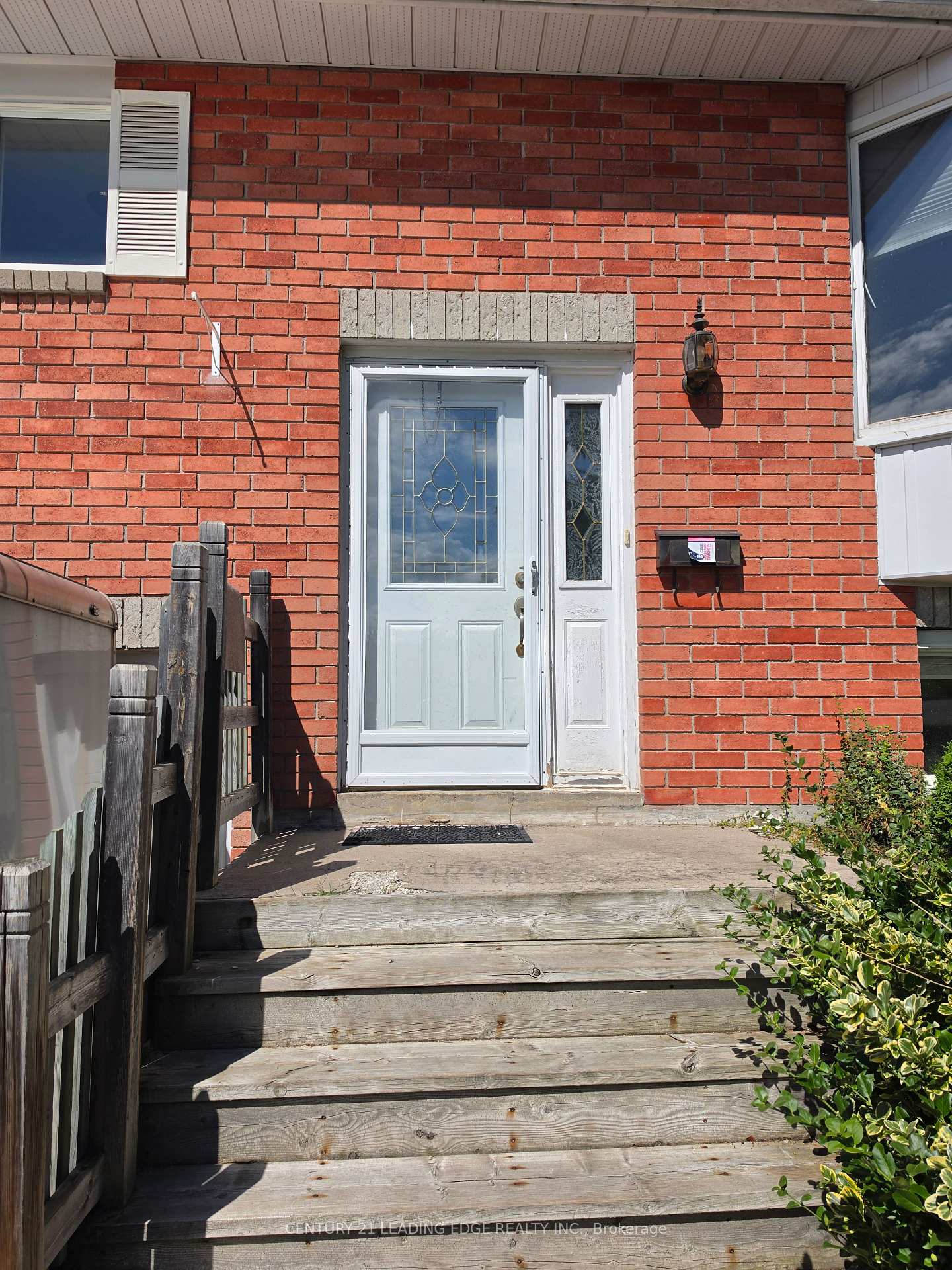 Photo 5 of Unit Lower, 142 Oakcrest Drive, Georgina, Keswick North — HOMEH