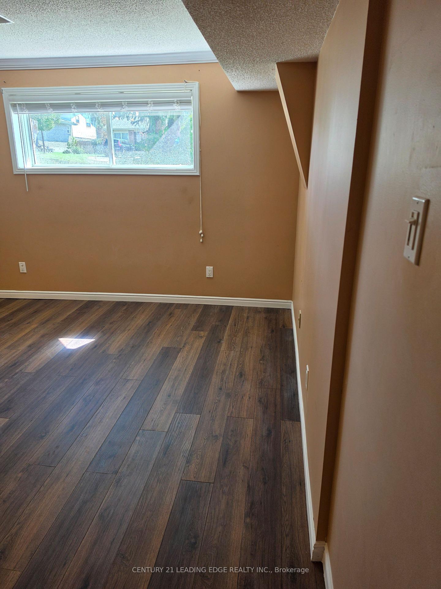 Photo 10 of Unit Lower, 142 Oakcrest Drive, Georgina, Keswick North — HOMEH