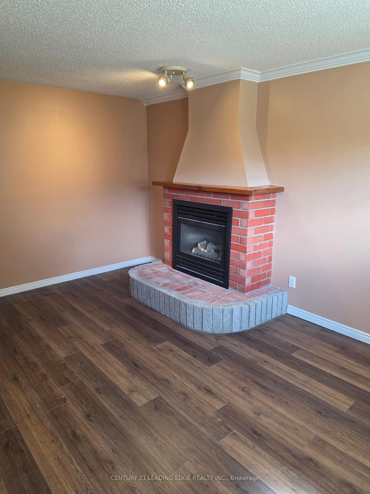 Photo 11 of Unit Lower, 142 Oakcrest Drive, Georgina, Keswick North — HOMEH