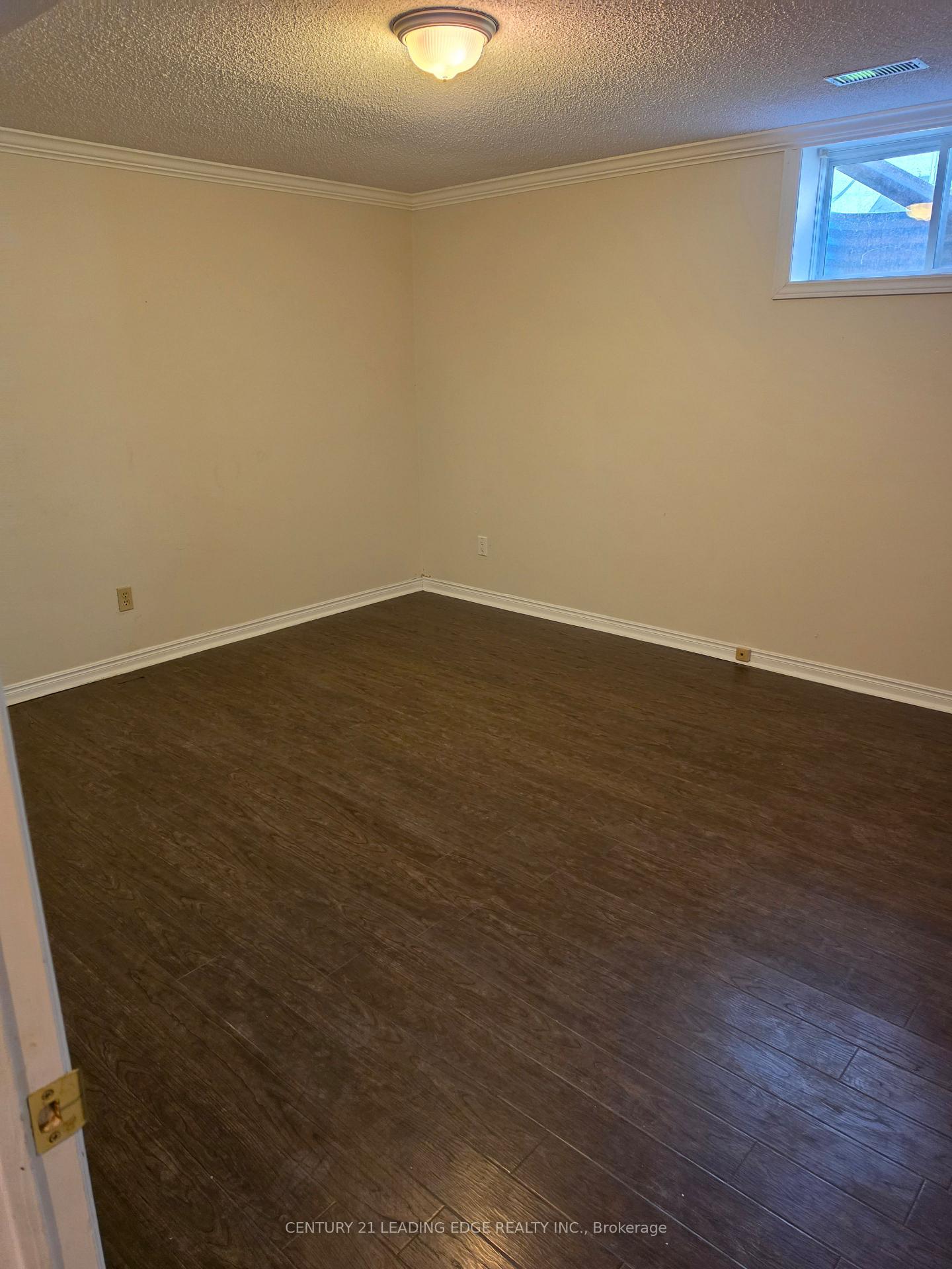 Photo 14 of Unit Lower, 142 Oakcrest Drive, Georgina, Keswick North — HOMEH