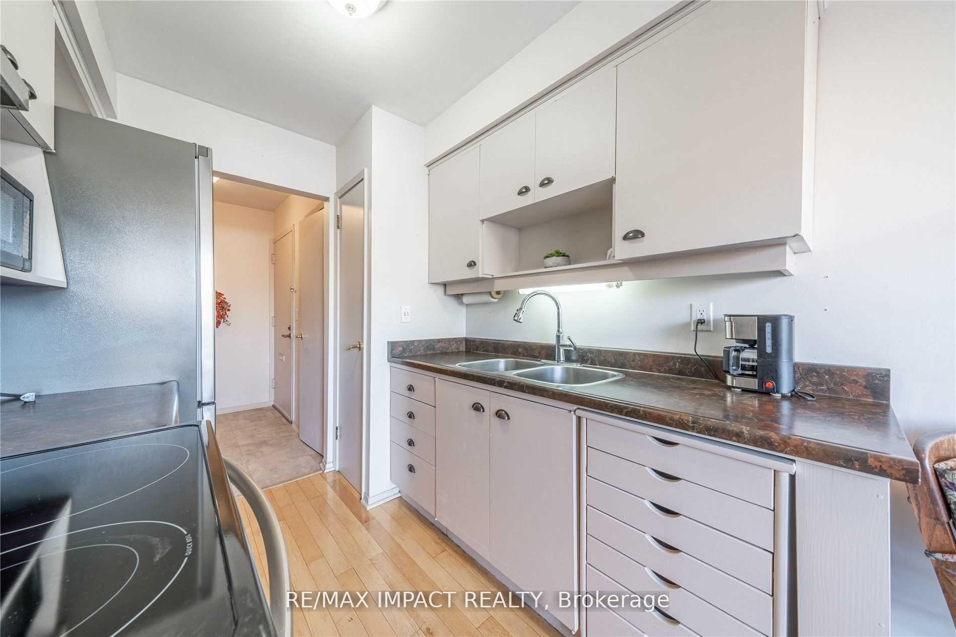 Photo 31 of Unit 28, 33 Taunton Road, Oshawa, Centennial — HOMEH