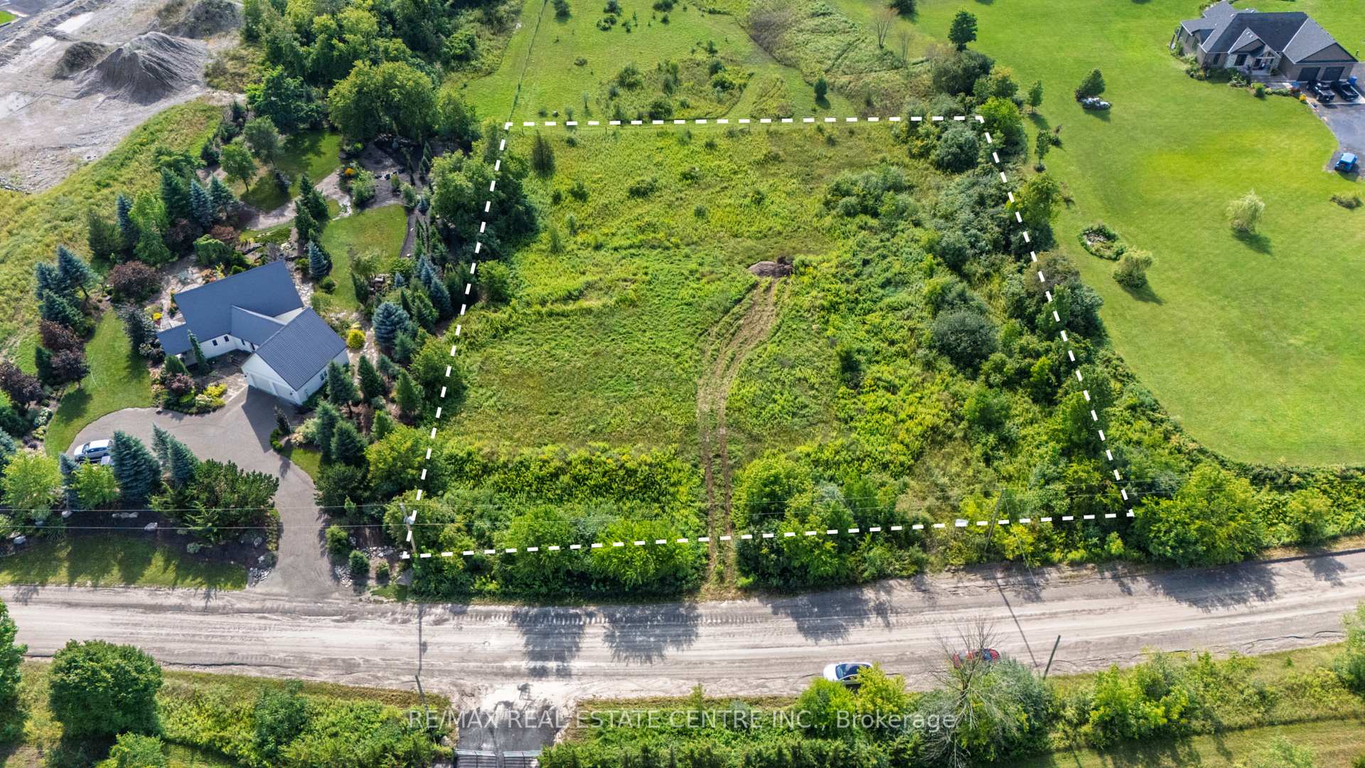 Photo of 4032 Concession 7 Road