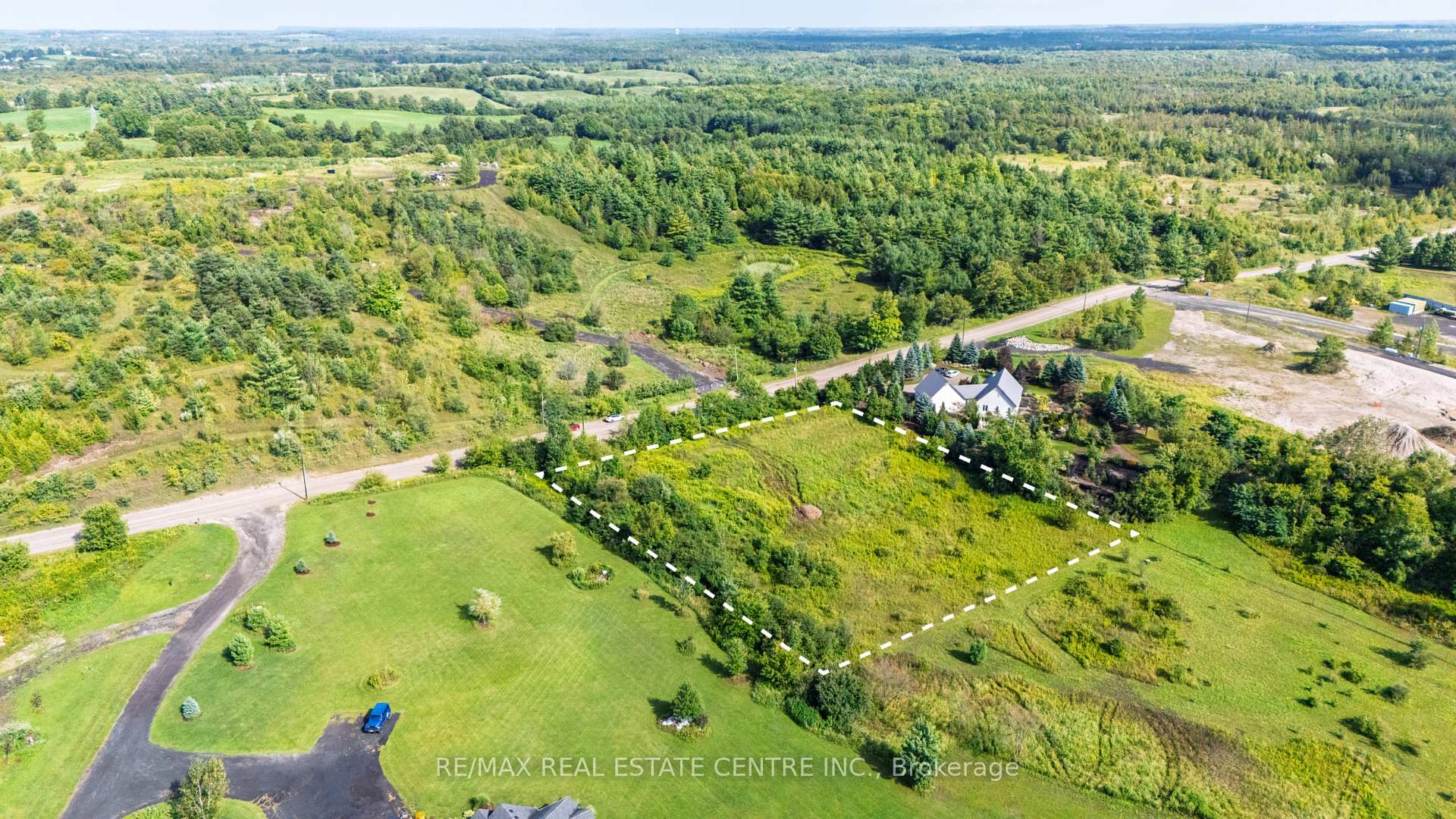 Photo 2 of 4032 Concession 7 Road, Puslinch, Crieff/Aikensville/Killean — HOMEH