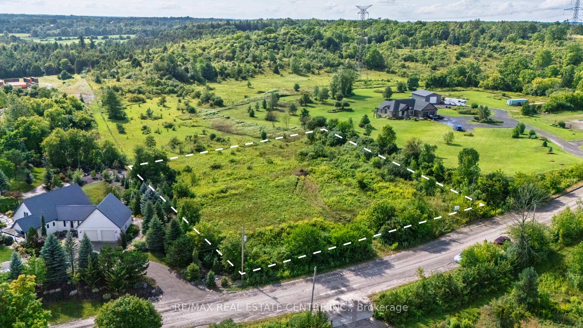 Photo 8 of 4032 Concession 7 Road, Puslinch, Crieff/Aikensville/Killean — HOMEH